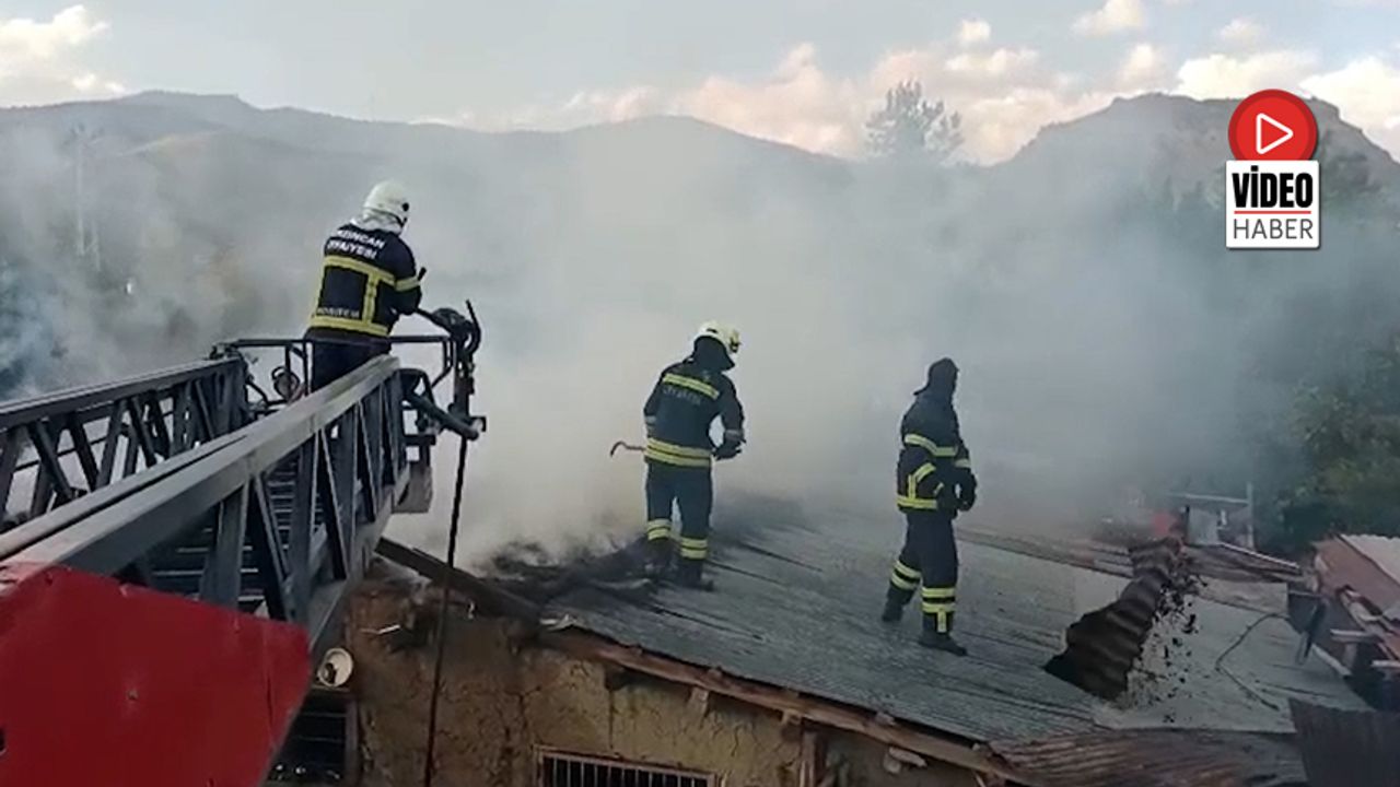 Kemah İlçesinde Korkutan Yangın