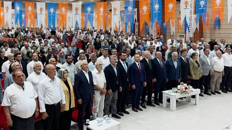 AK Parti Erzincan Danışma Meclisi Toplantısı Coşkulu Bir Atmosferde Gerçekleşti