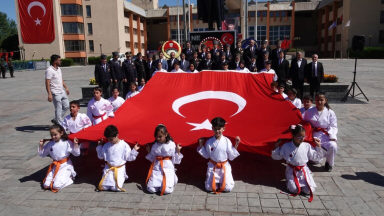 Atatürk’ün Erzincan’a Gelişinin 106. Yılı Kutlandı