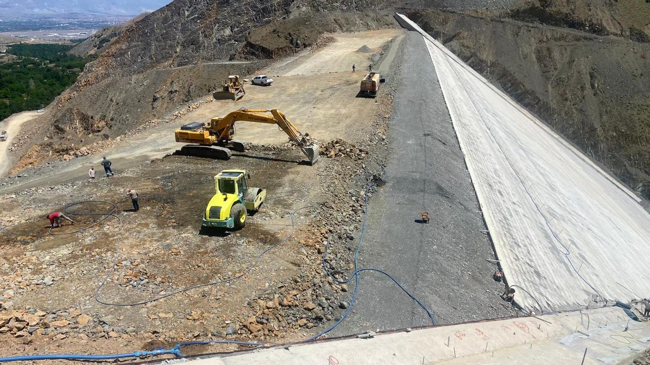 Milletvekili Karaman; Ballı Barajı Toprağa Bereket, Üreticiye Umut!