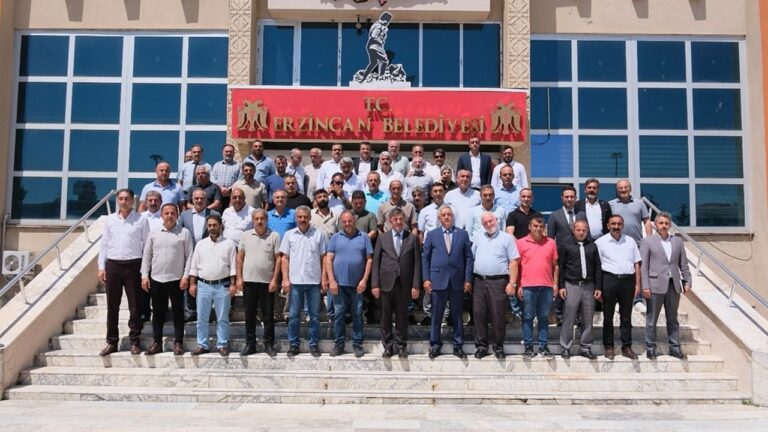 Başkan Aksun Mahalle Muhtarlarını Dinledi