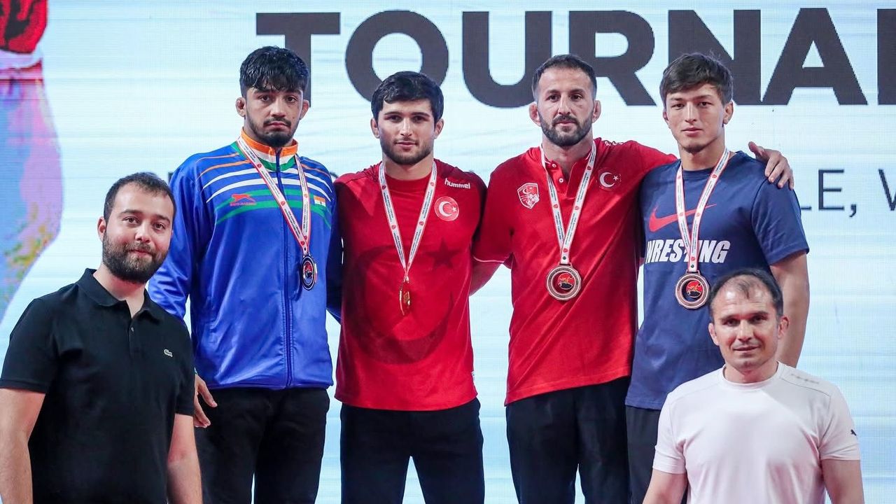 Emrah Ormanoğlu Yine Şampiyon