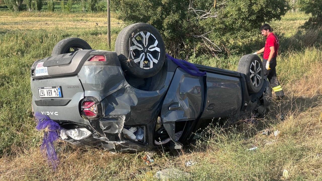 Erzincan’da 4 Kişinin Yaralandığı 1 Kişinin Öldüğü Feci Kazanın Kamera Görüntüleri Çıktı