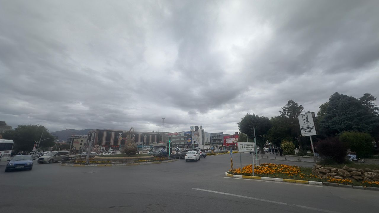 Erzincan’a Kış Geri Geldi: Hava Sıcaklıkları 15 Derece Birden Düştü