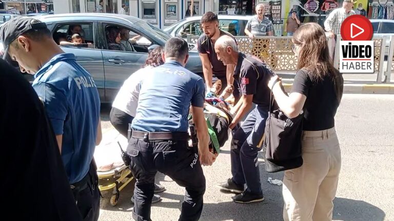 Erzincan Fevzipaşa Caddesi’nde Motosikletli Kadın Sürücü Yayaya Çarptı: 2 Yaralı
