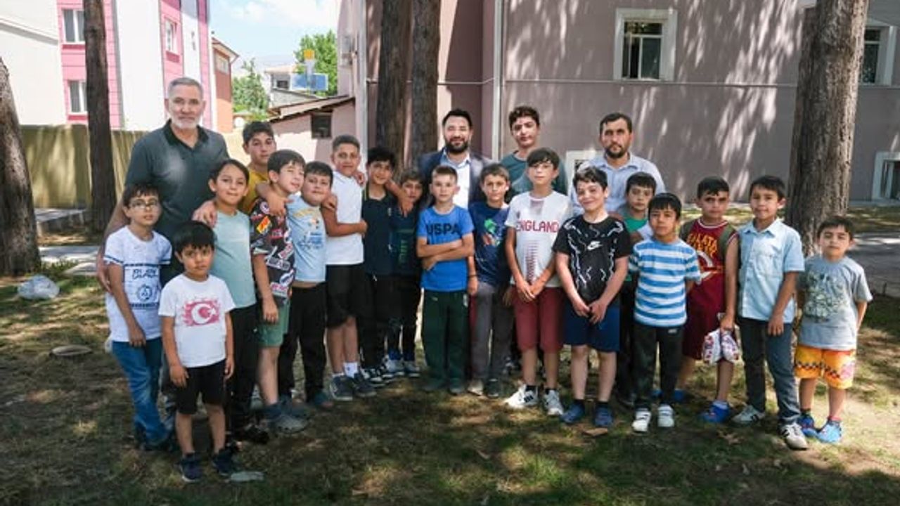 Yaz Kur’an Kurslarına Yoğun İlgi