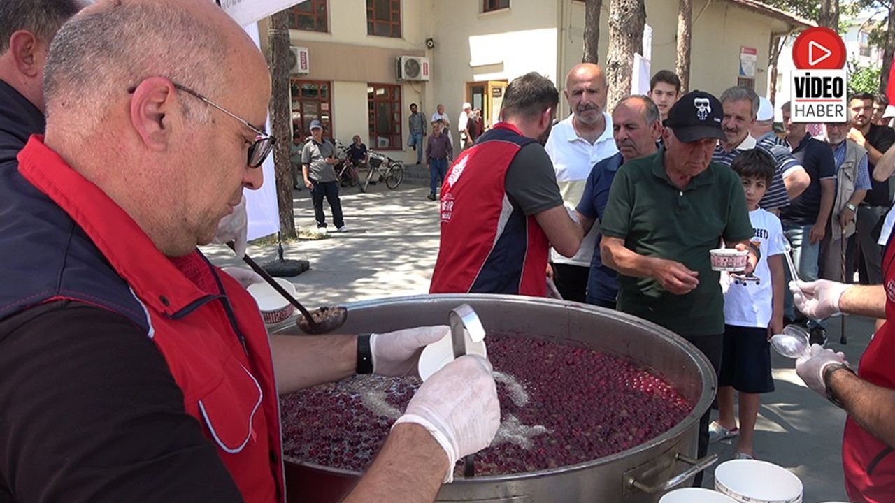 Vakıflar Genel Müdürlüğü Aşure Günü Düzenledi
