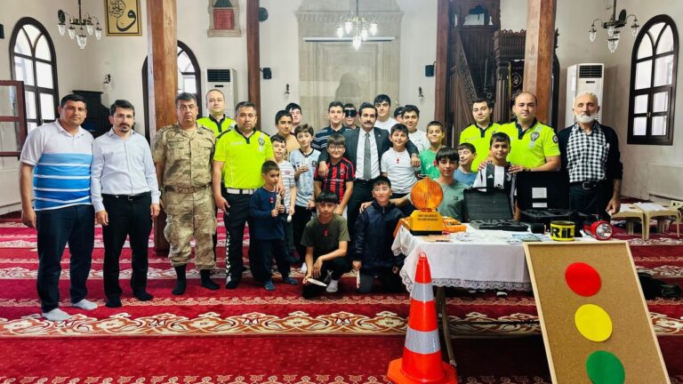 Refahiye’de Çocuklar İçin Trafik Eğitimi Düzenlendi