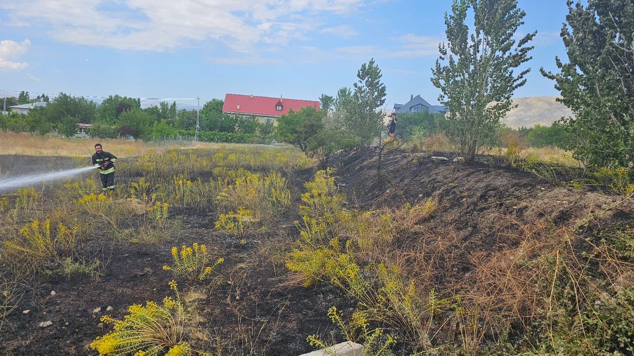 Bozyazı’da Arazi Yangını
