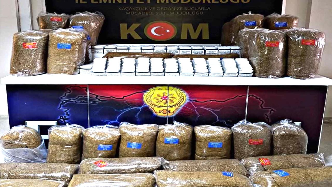 Makaron ve Kaçak Tütün Ele Geçirildi