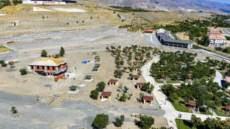 Esentepe 3. Etapta Çalışmalar Devam Ediyor