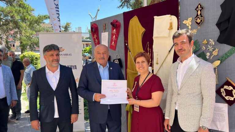 Milletvekili Karaman Yaşayan Miras Festivalini Ziyaret Etti