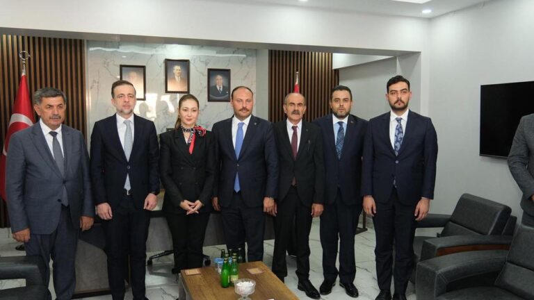 MHP Genel Merkez Heyeti Ziyaretlerde Bulundu