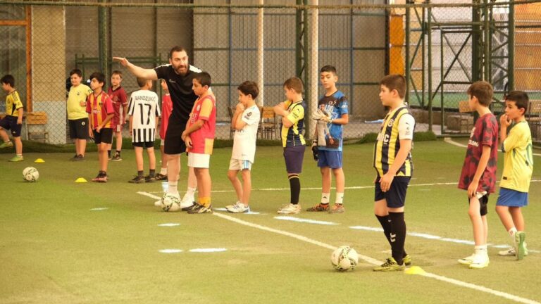 Erzincan Belediyesi Yaz Spor Okulları Devam Ediyor