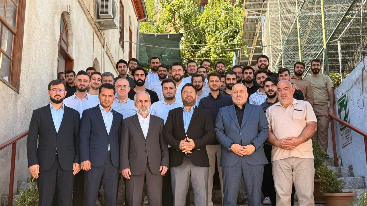 Müftü Fakirullahoğlu Kemaliye’de Din Görevlileriyle Buluştu