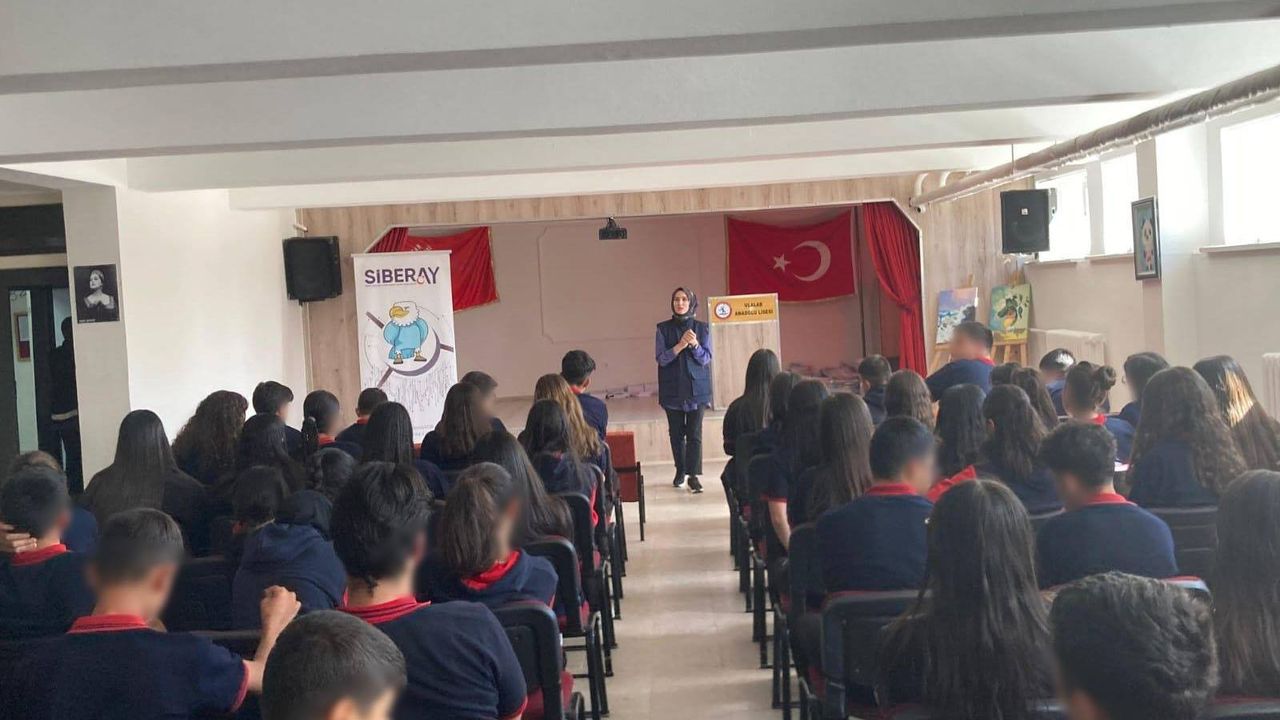 Çocuk Polisi Bilgilendiriyor