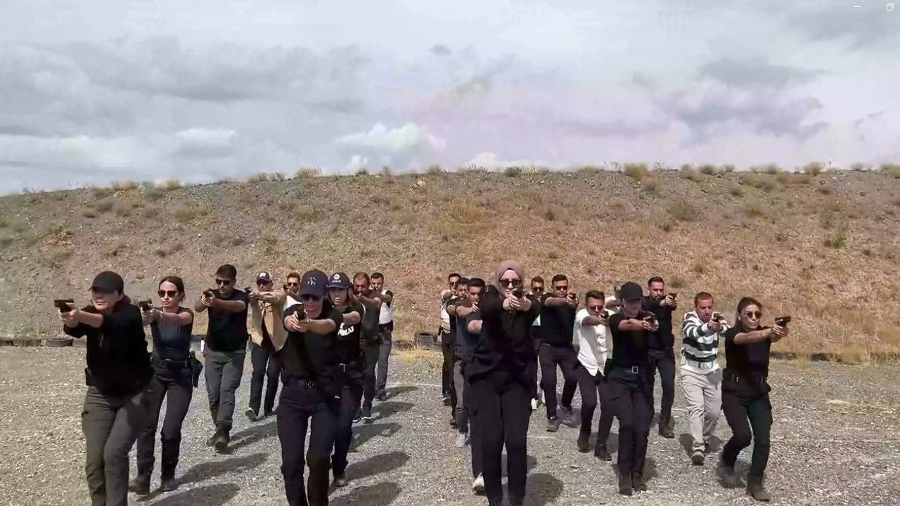 Erzincan Emniyeti’nden Personeline Hızlı ve Etkin Müdahale Eğitimi Verildi