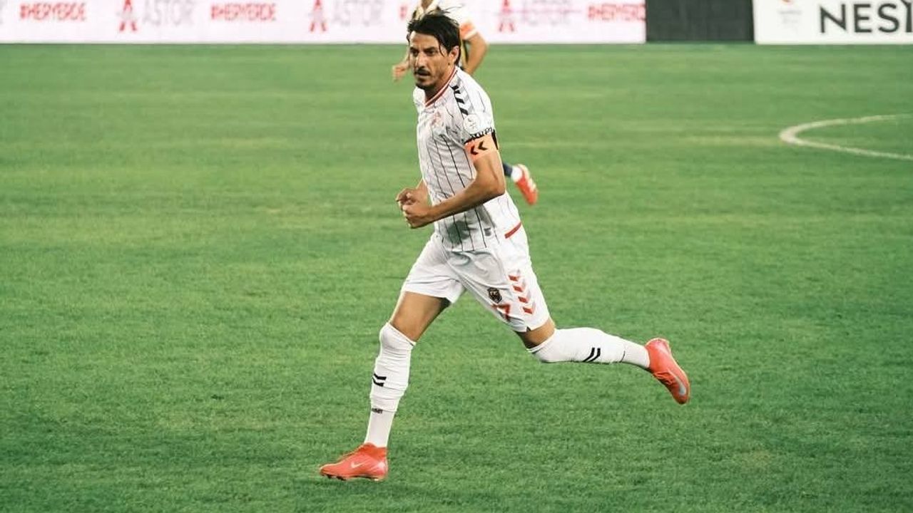 Erzincanspor’da Bir Ayrılık Daha: Mehmet Akyüz Görevinden Ayrıldı