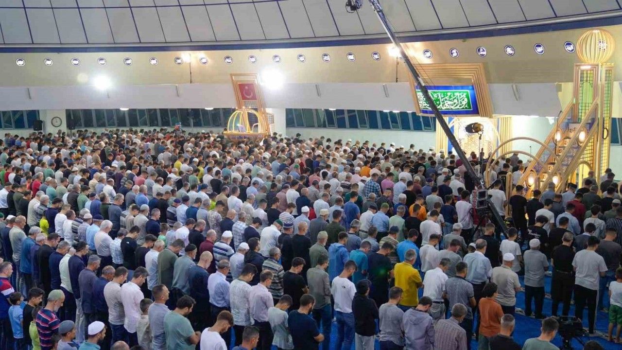 Mevlit Kandili Erzincan’da Dualarla İdrak Edildi