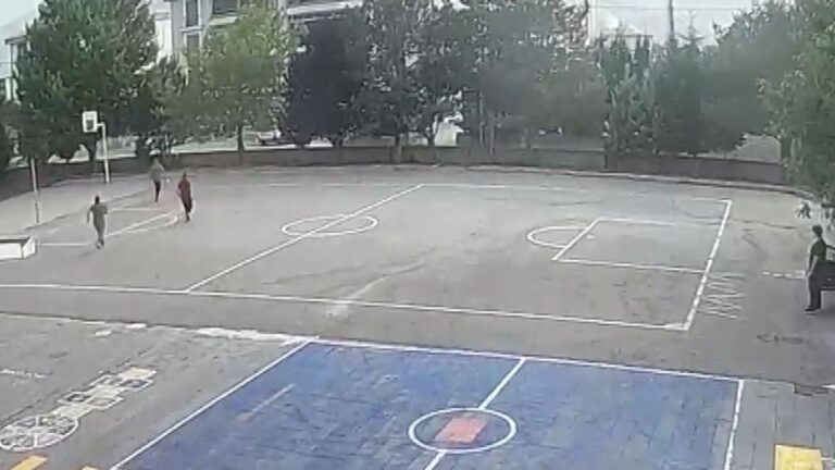 Okul Müdüründen Hayat Kurtaran Müdahale