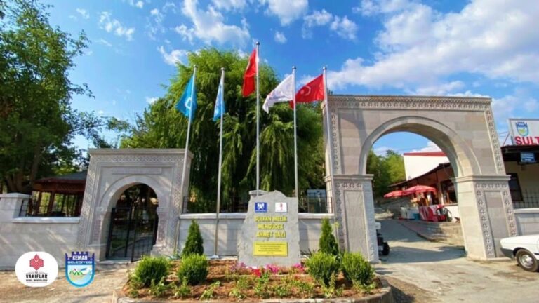Sultan Melik Türbesi Çevre Düzenlemesi Tamamlandı