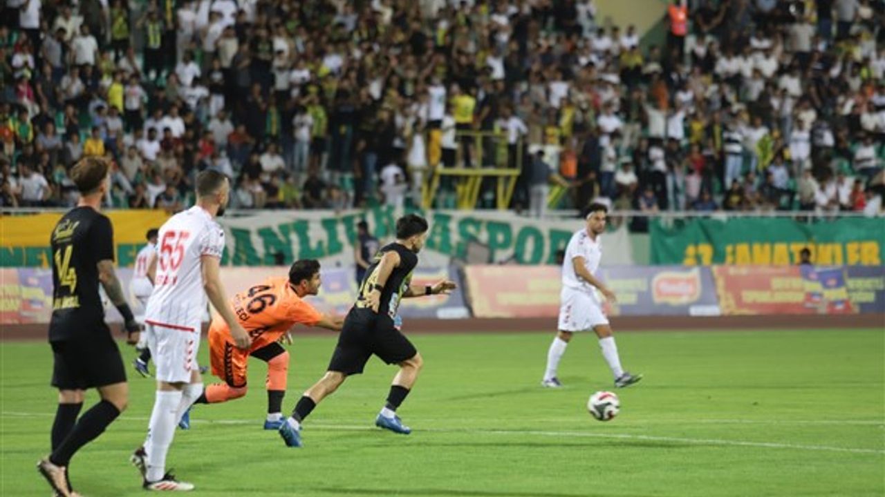 Şanlıurfaspor-3  Anagold 24 Erzincanspor-1