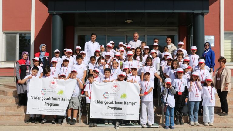 Erzincan’da Lider Çocuk Tarım Kampı Düzenlendi