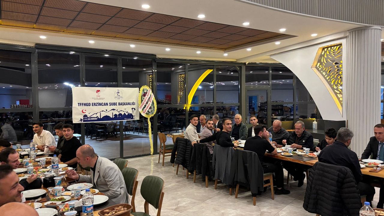 Futbol Hakemleri Ve Gözlemcileri Sezon Açılış Toplantısında Bir Araya Geldi