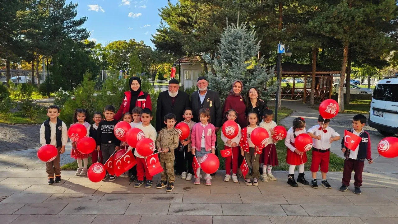 “Dedemden Cumhuriyet Hatıraları” Etkinliği Gerçekleşti.