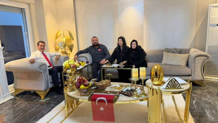 Milletvekili Sarıgül’den Sarıçiçek’e Tebrik Ziyareti