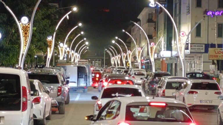 Muhsin Yazıcıoğlu Caddesi Işıl Işıl Görüntüye Kavuştu