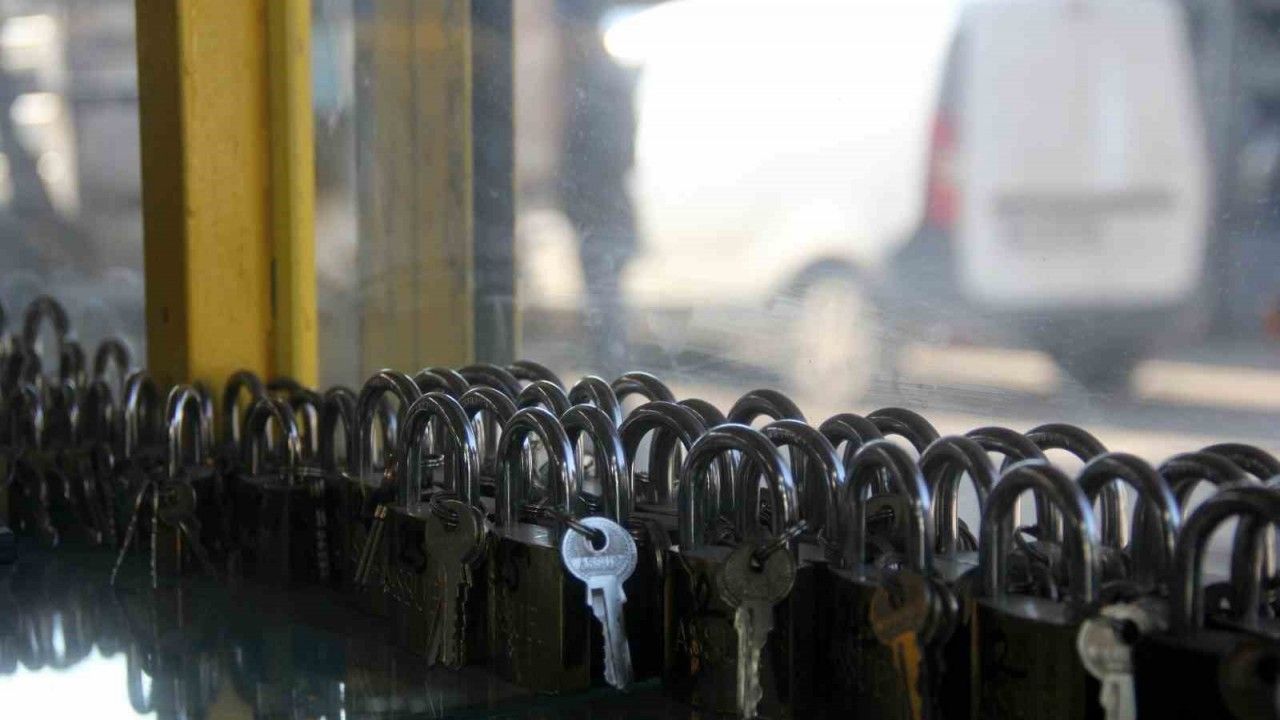 Çilingirlik Zamana Direniyor