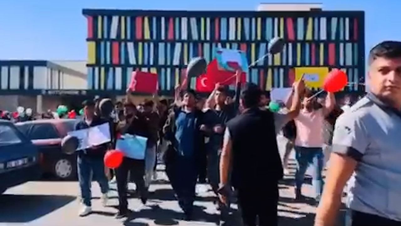 EBYÜ’de Gazze’ye Destek Yürüyüşü