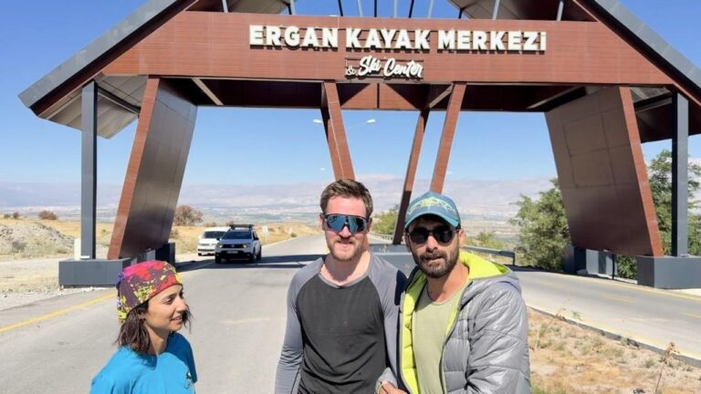 İrlandalı Sporcunun 2000 Metreden Wingsuit Atlayışı Nefes Kesti