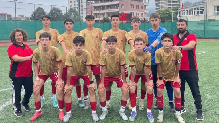 U 15 Liginde 24 Erzincanspor U15 Fırtınası Durmuyor!