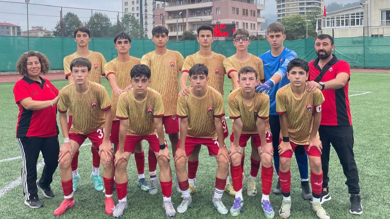 U 15 Liginde 24 Erzincanspor U15 Fırtınası Durmuyor!