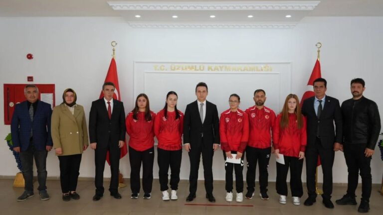 Madalya Balkanlardan, Moral Üzümlü’den