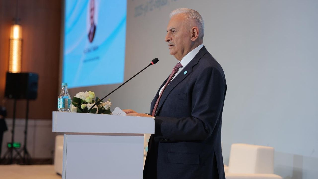 Binali Yıldırım Taşkent’te 2. Uluslararası Çok Modlu Taşımacılık Forumunda Konuştu