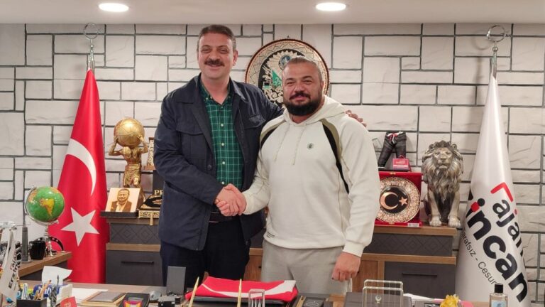 Vakıflar Genel Müdürü Sinan Aksu’dan Sarıçiçek’e Tebrik Ziyareti