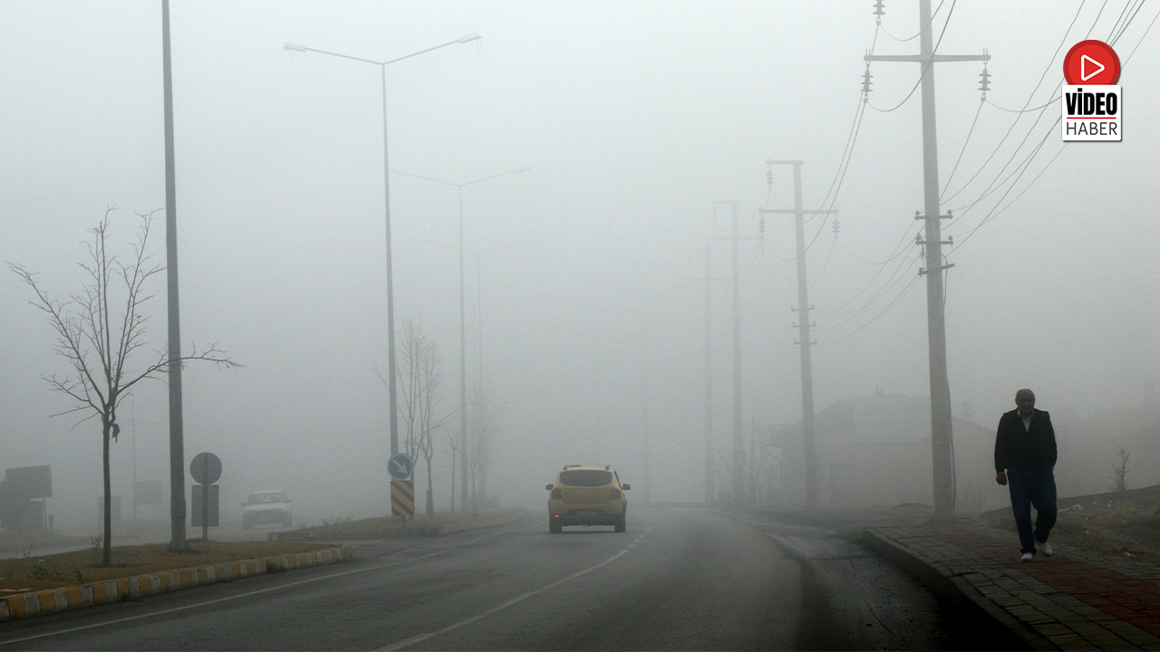 Erzincan’ı Sis Kapladı: Görüş Mesafesi 20 Metreye Düştü