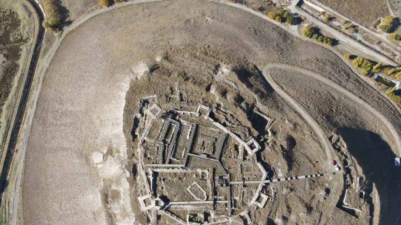 Erzincan’da Urartu izleri yeniden gün yüzünde: Altıntepe Kalesi drone ile görüntülendi