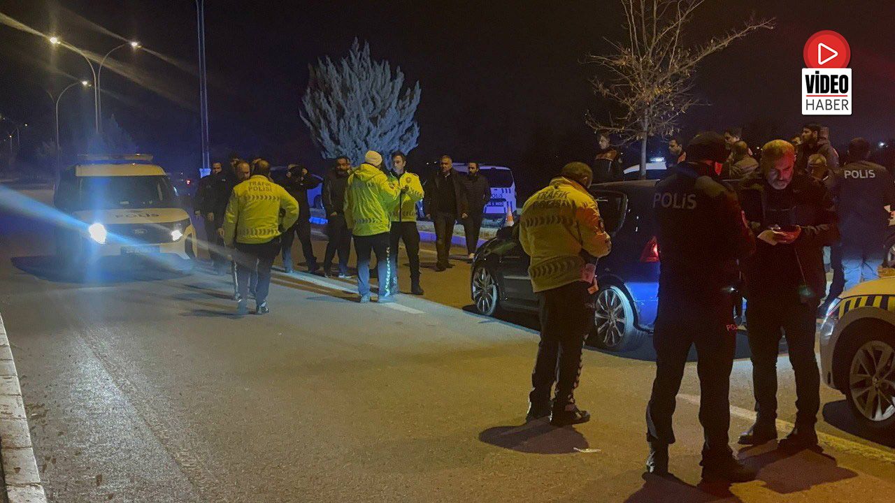 Polisten Kaçan Alkollü Sürücü 3 Araca Çarptı