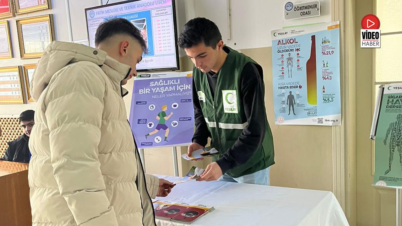 Öğrencilerden KOAH ve Bağımlılığa Karşı Anlamlı Mesaj