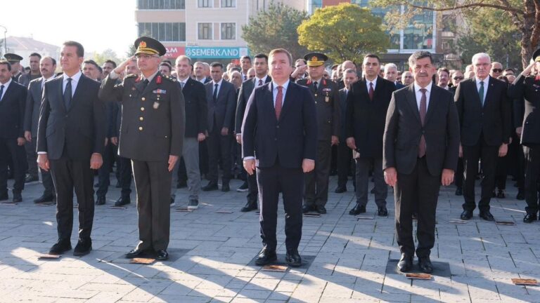 Gazi Mustafa Kemal Atatürk Vefatının 87. Yılında Törenle Anıldı