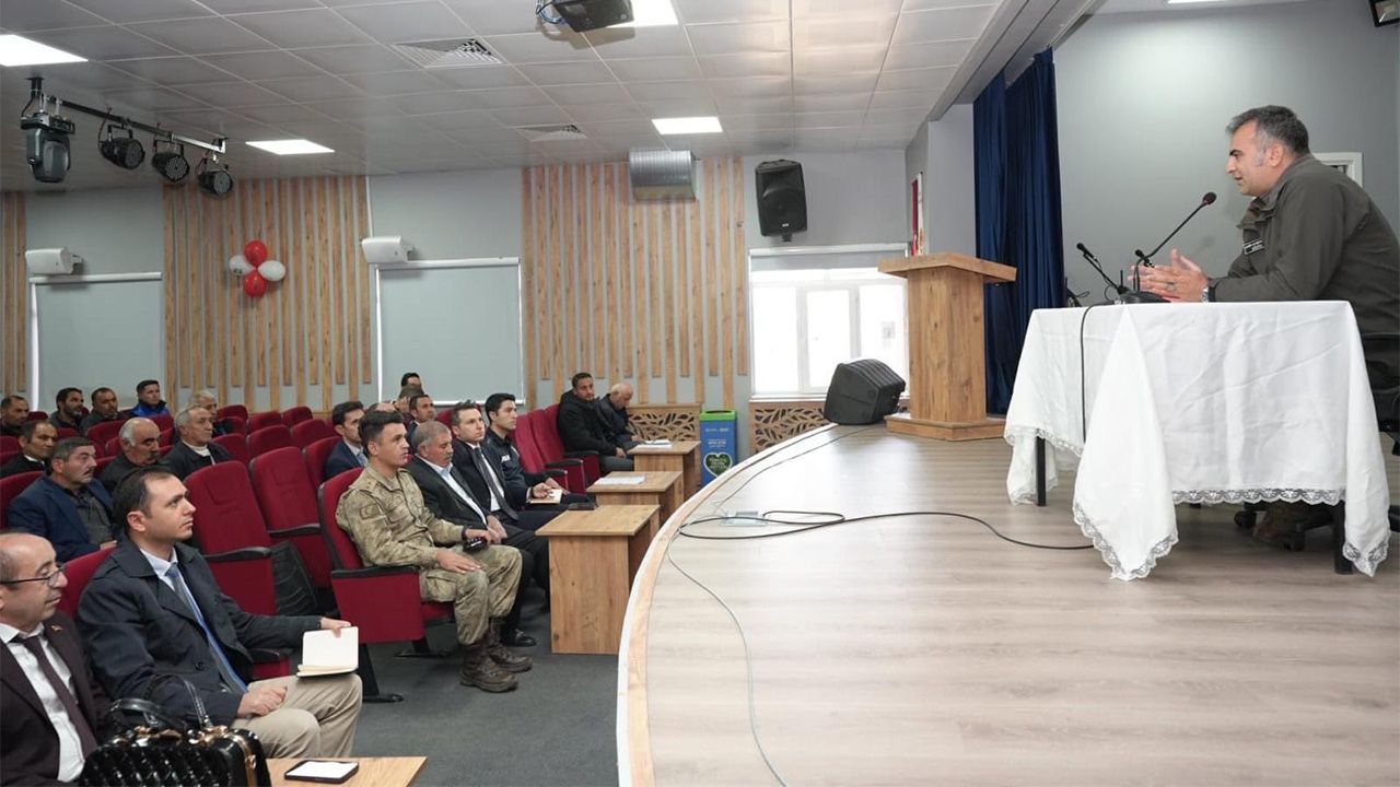 Üzümlü’de Sokak Hayvanları İçin Ortak Çalışma Toplantısı