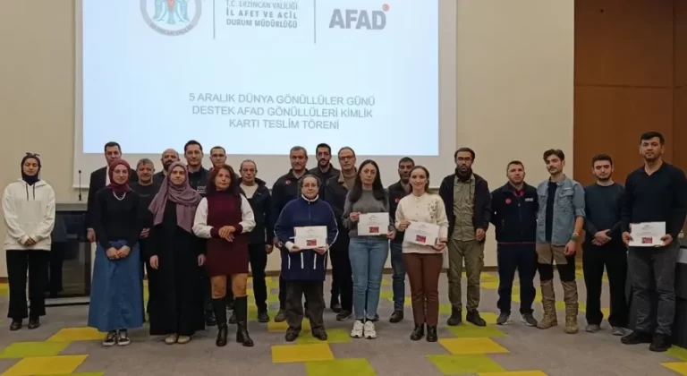 5 Aralık Dünya Gönüllüler Günü’nde AFAD Gönüllüleri Bir Araya Geldi