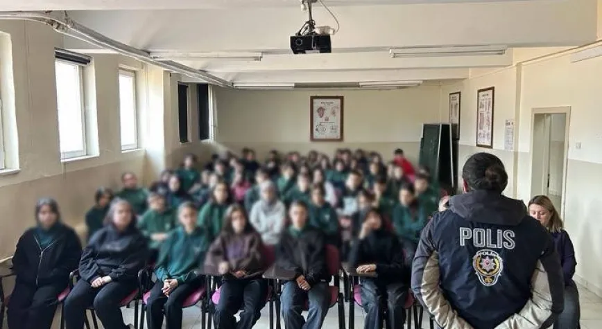 Erzincan’da 180 Öğrenci ve Öğretmene Güvenlik ve Siber Farkındalık Eğitimi