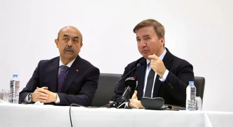 “Okullarımızın Kalbi Sizsiniz; Eğitimin Yükünü Görünmez Kahramanlar Taşıyor”