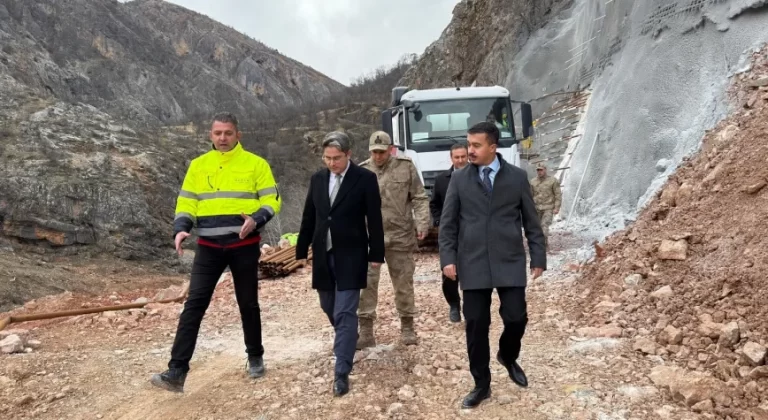 Refahiye–Kemaliye–Dutluca–Arapgir Yolunda Tünel ve Bağlantı Yolu Çalışmaları Hız Kesmeden Devam Ediyor