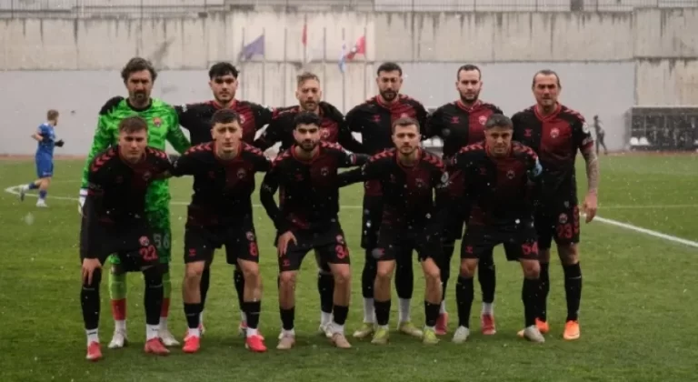 Soğuk Havada Kritik 90 Dakika: 24 Erzincanspor Sahasında Altınordu’yu Ağırlıyor